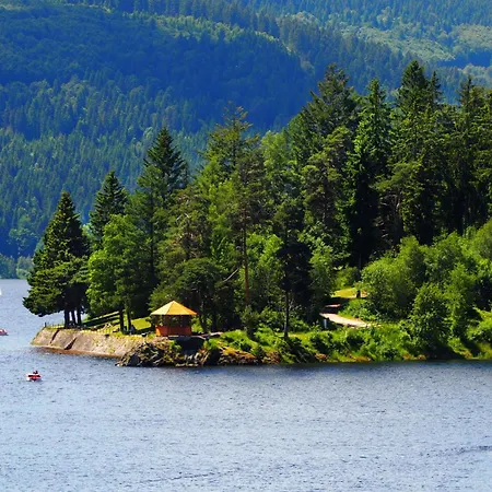 Naturidyll Am Fluss - Albmatte - Grosser Garten Zum Grillen Und Entspannen-direkt Neben Dem Radon Revitalbad Mit Sauna Und Thermalbecken *