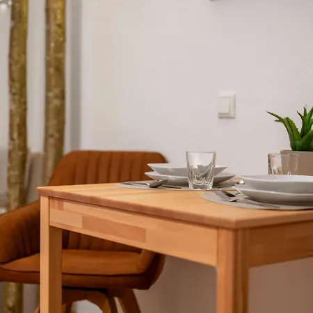 Grosser Garten Mit Grill,-spiel Und Sitzmoeglichkeiten-umgeben Von Schoener Natur-ferienhaus Albmatte *