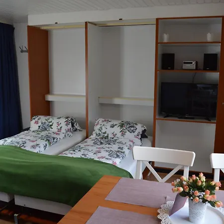 Naturidyll Am Fluss - Albmatte - Grosser Garten Zum Grillen Und Entspannen-direkt Neben Dem Radon Revitalbad Mit Sauna Und Thermalbecken Apartment *