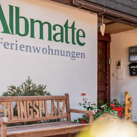 Grosser Garten Mit Grill,-spiel Und Sitzmoeglichkeiten-umgeben Von Schoener Natur-ferienhaus Albmatte *
