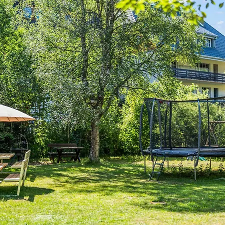 Grosser Garten Mit Grill,-spiel Und Sitzmoeglichkeiten-umgeben Von Schoener Natur-ferienhaus Albmatte *