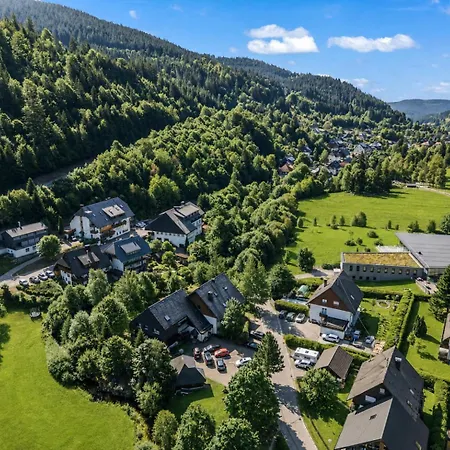 Grosser Garten Mit Grill,-spiel Und Sitzmoeglichkeiten-umgeben Von Schoener Natur-ferienhaus Albmatte 아파트
